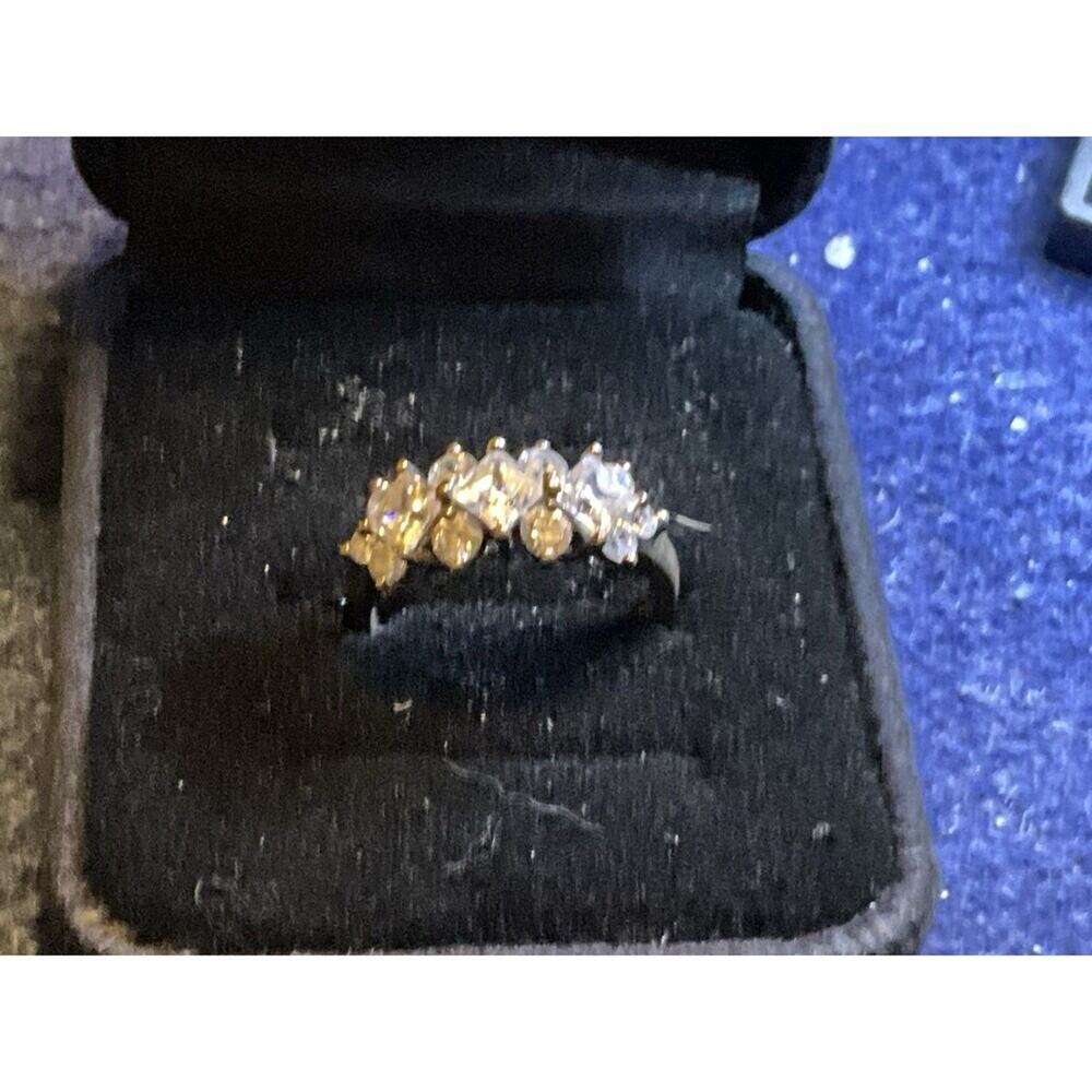 Vintage Sterling Silver CZ Ring Size 7